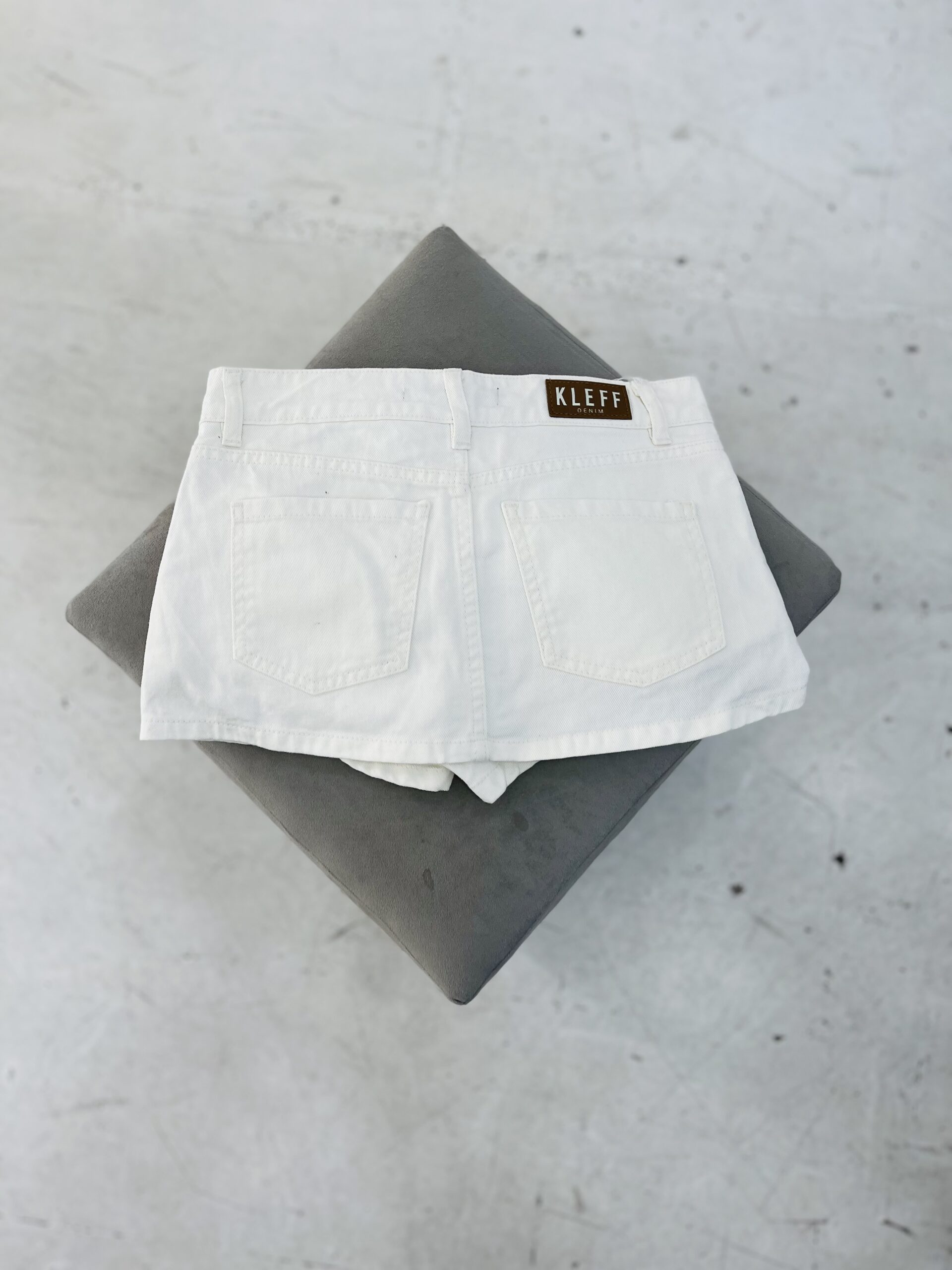 Mini Aubrey - Imagen 3